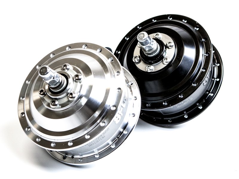 front_black_and_silver_motors__06927